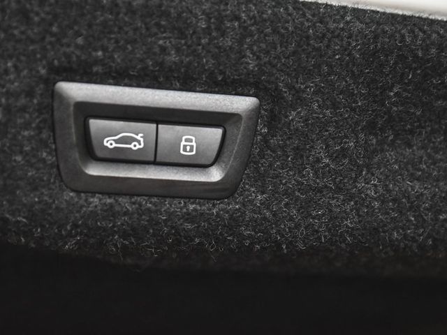 2025 BMW 5 Series 530i xDrive - 22915376 - 38