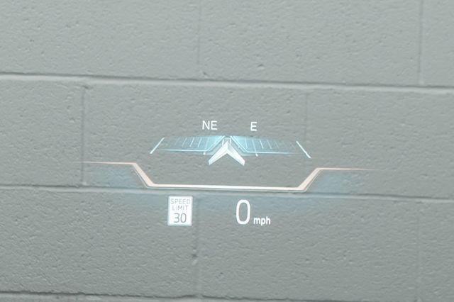 2025 BMW 5 Series 530i xDrive - 22885019 - 16