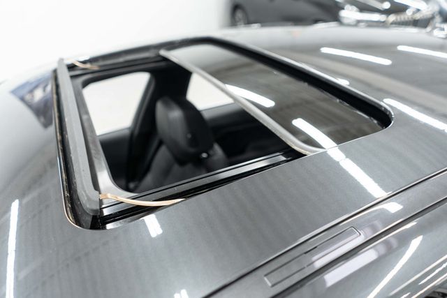 2025 BMW 5 Series 530i xDrive - 22961193 - 41