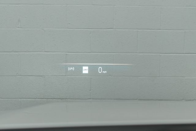 2025 BMW 5 Series 530i xDrive - 22963608 - 17