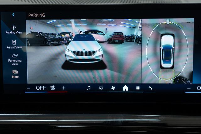 2025 BMW 5 Series 530i xDrive - 22963608 - 20