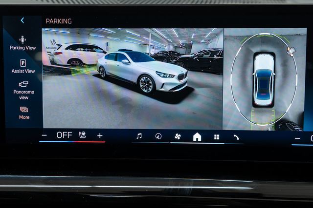 2025 BMW 5 Series 530i xDrive - 22963608 - 21