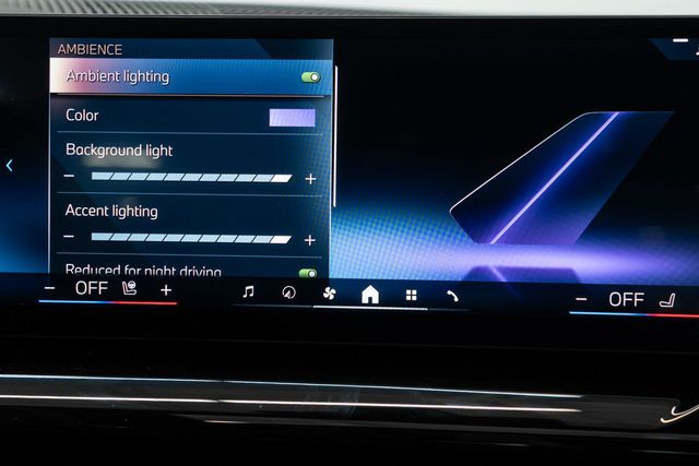 2025 BMW 5 Series 530i xDrive - 22963608 - 25