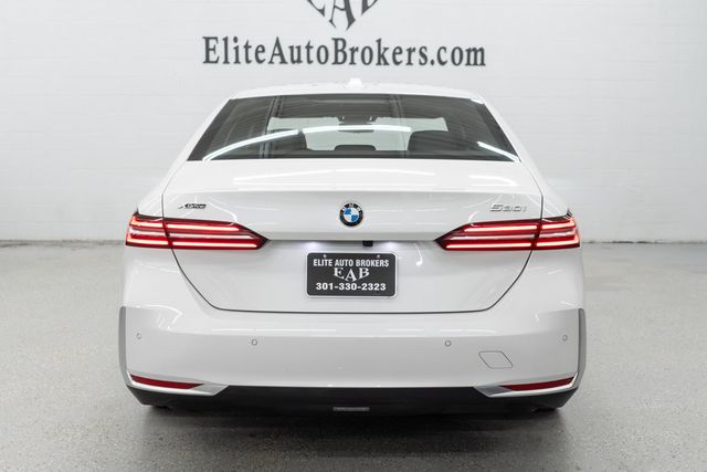 2025 BMW 5 Series 530i xDrive - 22963608 - 3