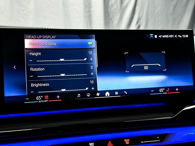 2025 BMW 5 Series 540i xDrive - 22956662 - 33