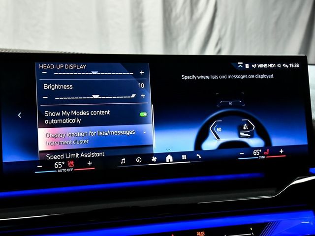 2025 BMW 5 Series 540i xDrive - 22956662 - 35