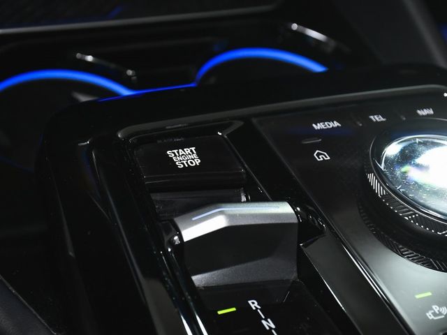 2025 BMW 5 Series 540i xDrive - 22956662 - 42