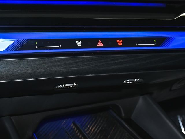 2025 BMW 5 Series 540i xDrive - 22956662 - 45