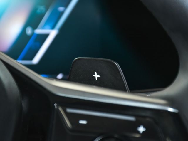 2025 BMW 5 Series 540i xDrive - 22956662 - 50