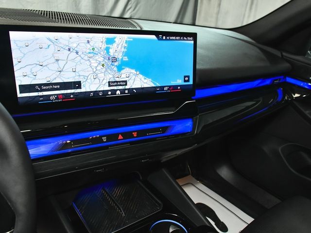 2025 BMW 5 Series 540i xDrive - 22956662 - 53