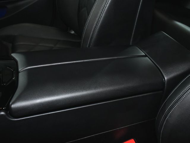 2025 BMW 5 Series 540i xDrive - 22956662 - 57