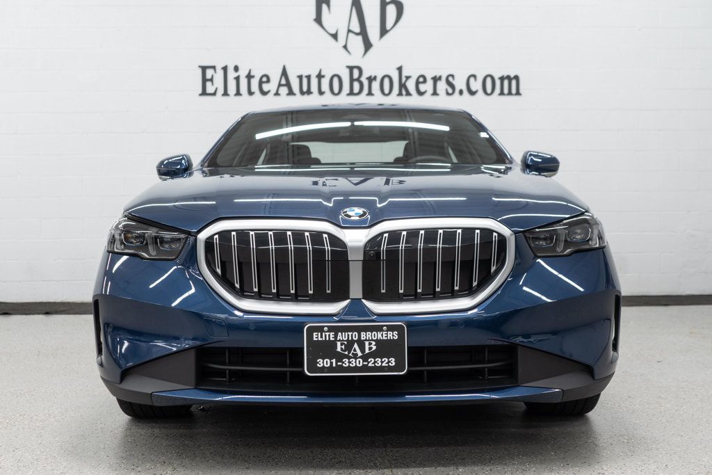 2025 Bmw 540i xDrive photo 3