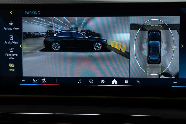 2025 BMW 5 Series 540i xDrive - 22929738 - 23