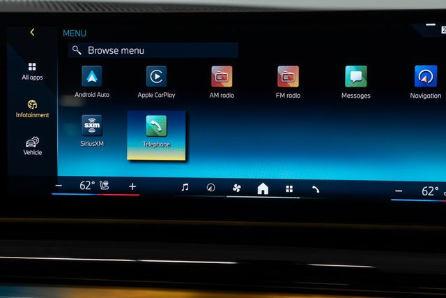 2025 BMW 5 Series 540i xDrive - 22929738 - 29