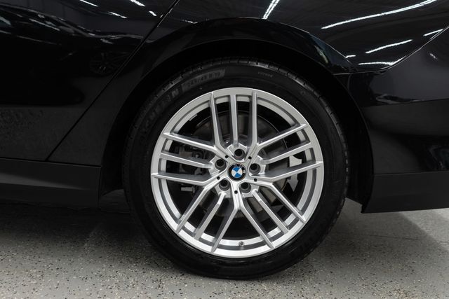 2025 BMW 5 Series 540i xDrive - 22929738 - 39