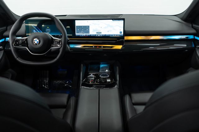 2025 BMW 5 Series 540i xDrive - 22929738 - 6