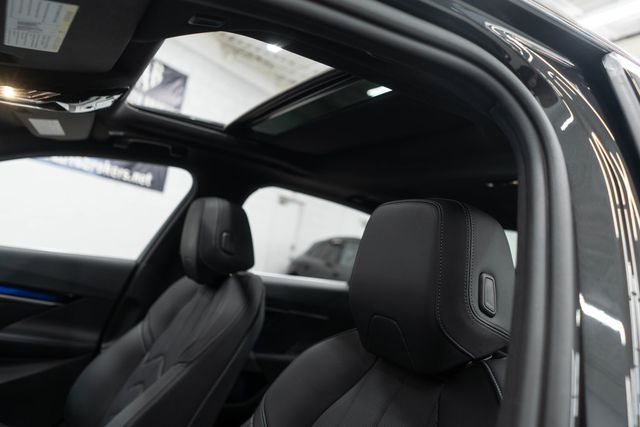 2025 BMW 5 Series 540i xDrive - 22929739 - 9