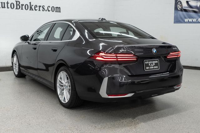 2025 BMW 5 Series 540i xDrive - 22929739 - 49