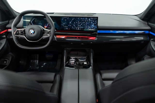 2025 BMW 5 Series 540i xDrive - 22929739 - 6
