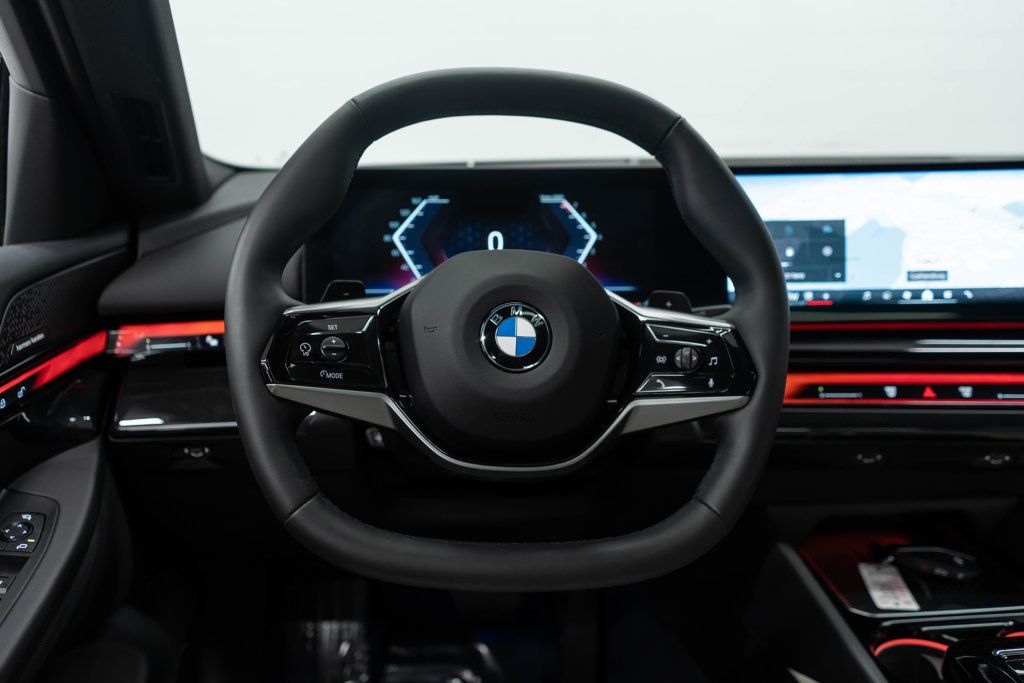 BMW 5 Series photo 14