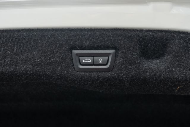 2025 BMW 5 Series 540i xDrive - 23045073 - 28