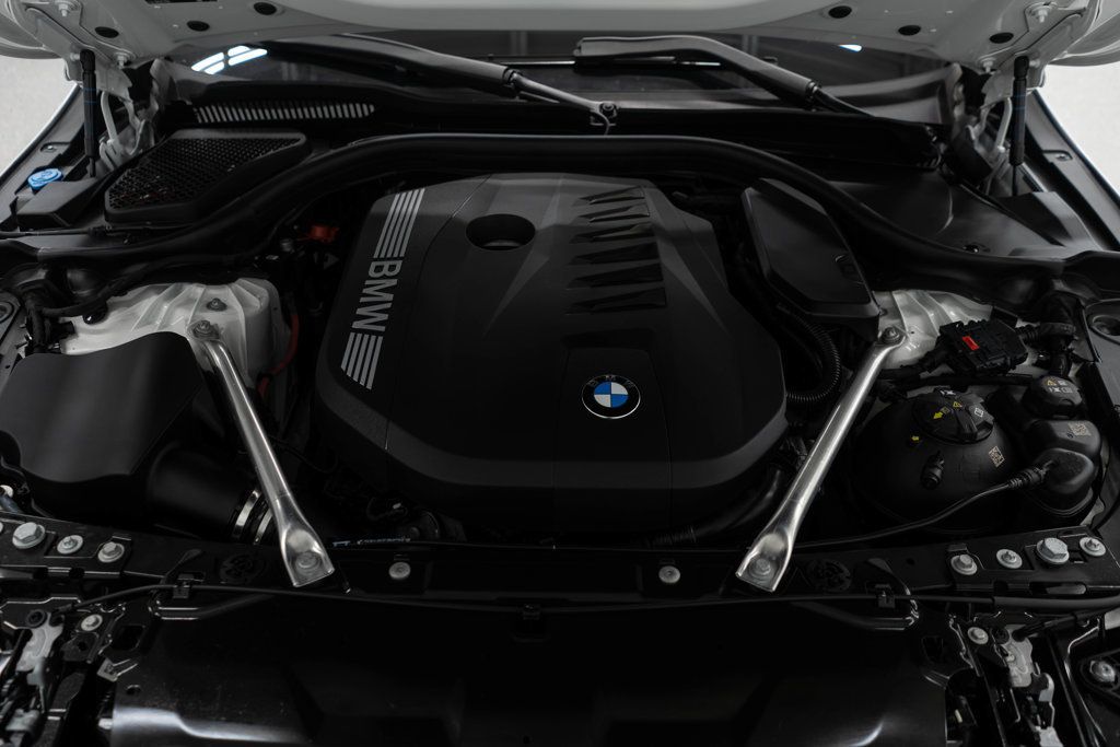 BMW 5 Series photo 30