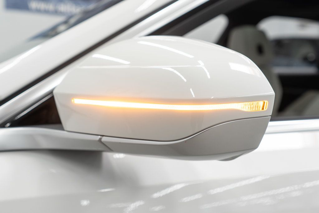 BMW 5 Series photo 37