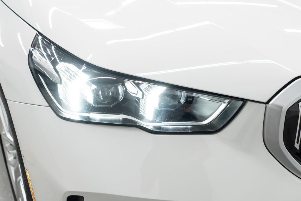 BMW 5 Series photo 39