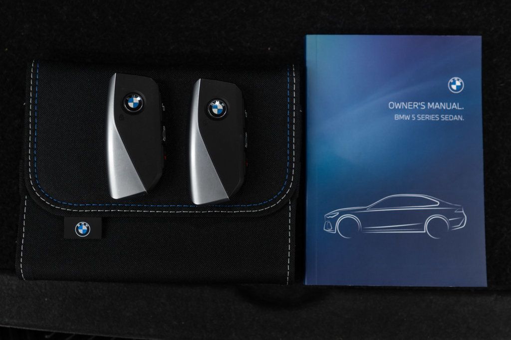 BMW 5 Series photo 45