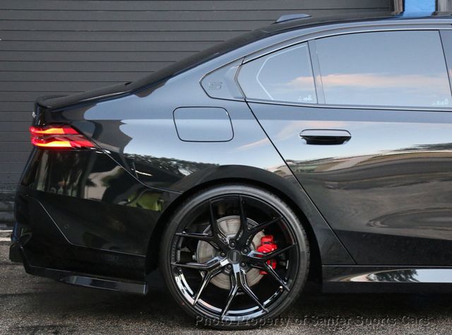 2025 BMW 5 Series 540i xDrive - 22963640 - 15