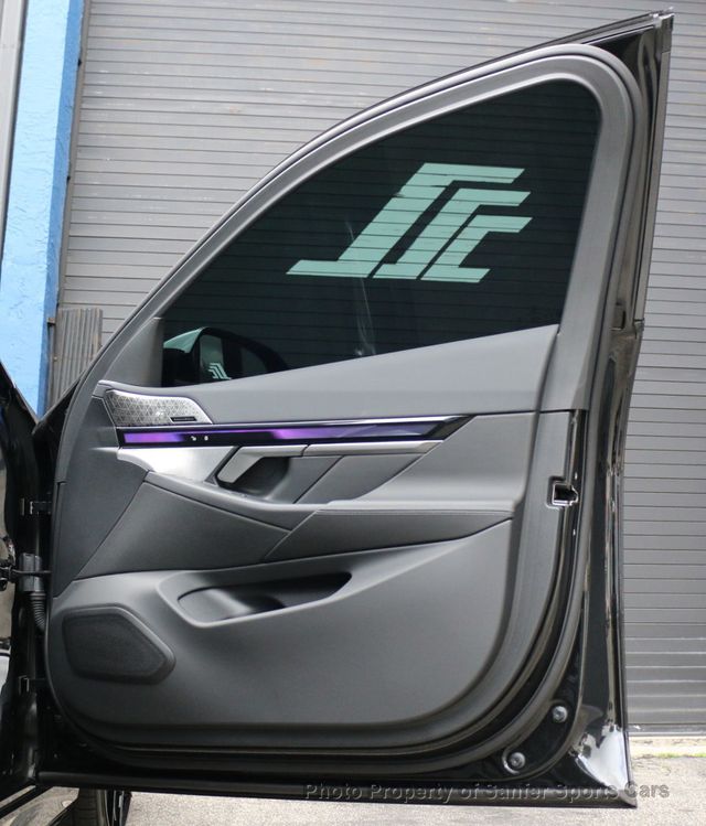 2025 BMW 5 Series 540i xDrive - 22963640 - 18