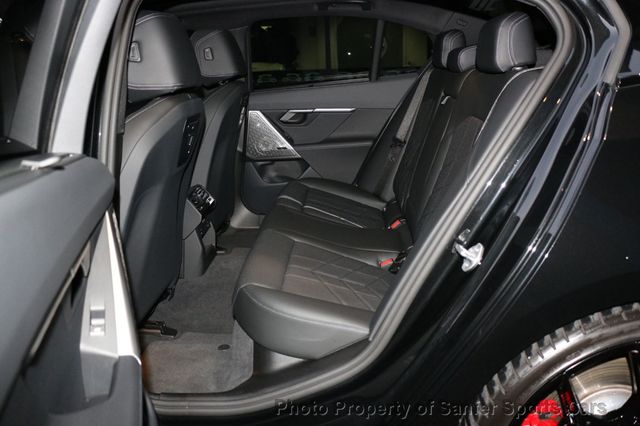 2025 BMW 5 Series 540i xDrive - 22963640 - 30