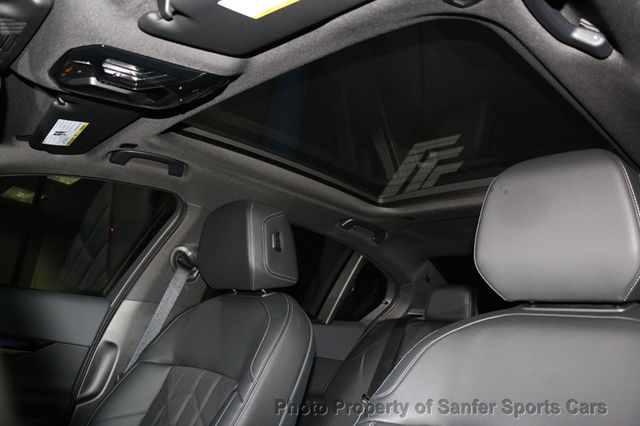 2025 BMW 5 Series 540i xDrive - 22963640 - 36