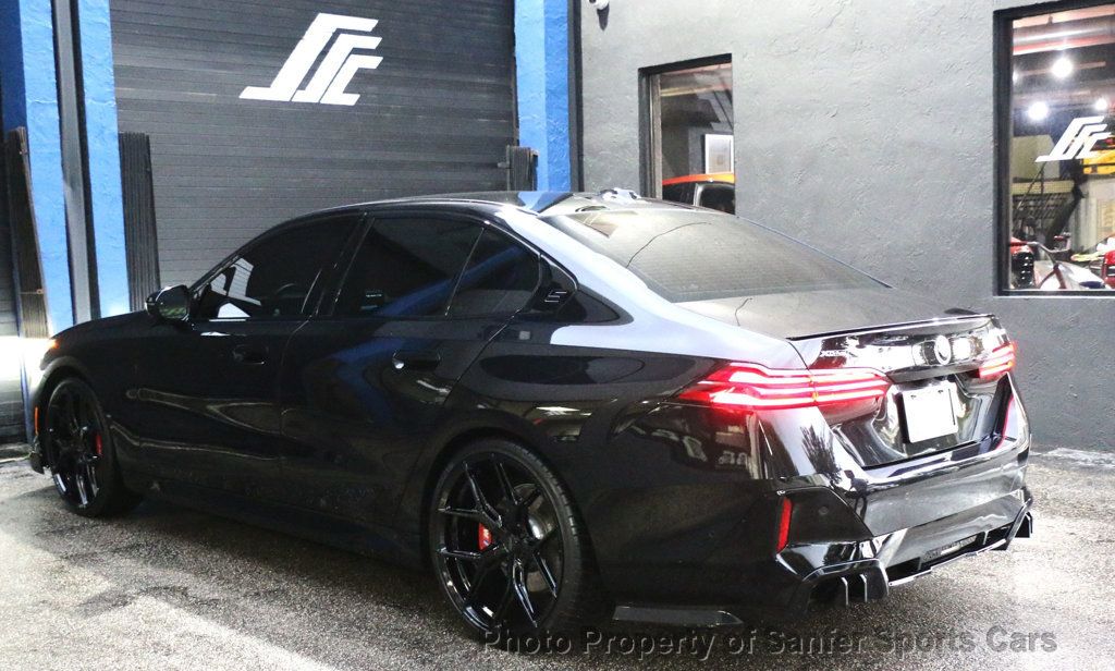 2025 BMW 5 Series 540i xDrive - 22963640 - 4