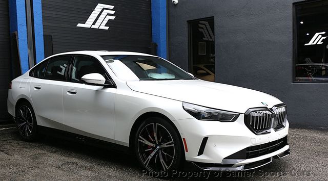 2025 BMW 5 Series 540i xDrive - 22998206 - 2