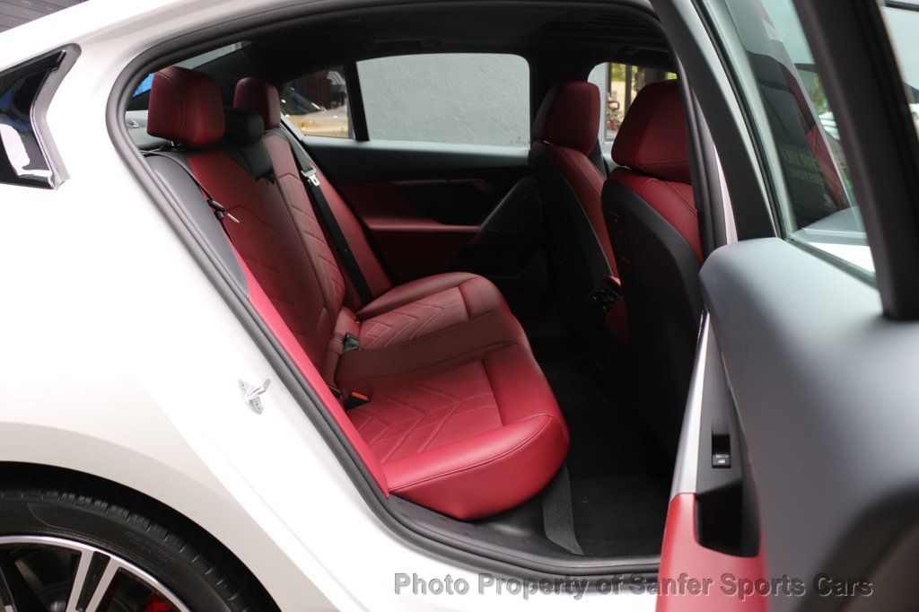 2025 BMW 5 Series 540i xDrive - 22998206 - 34