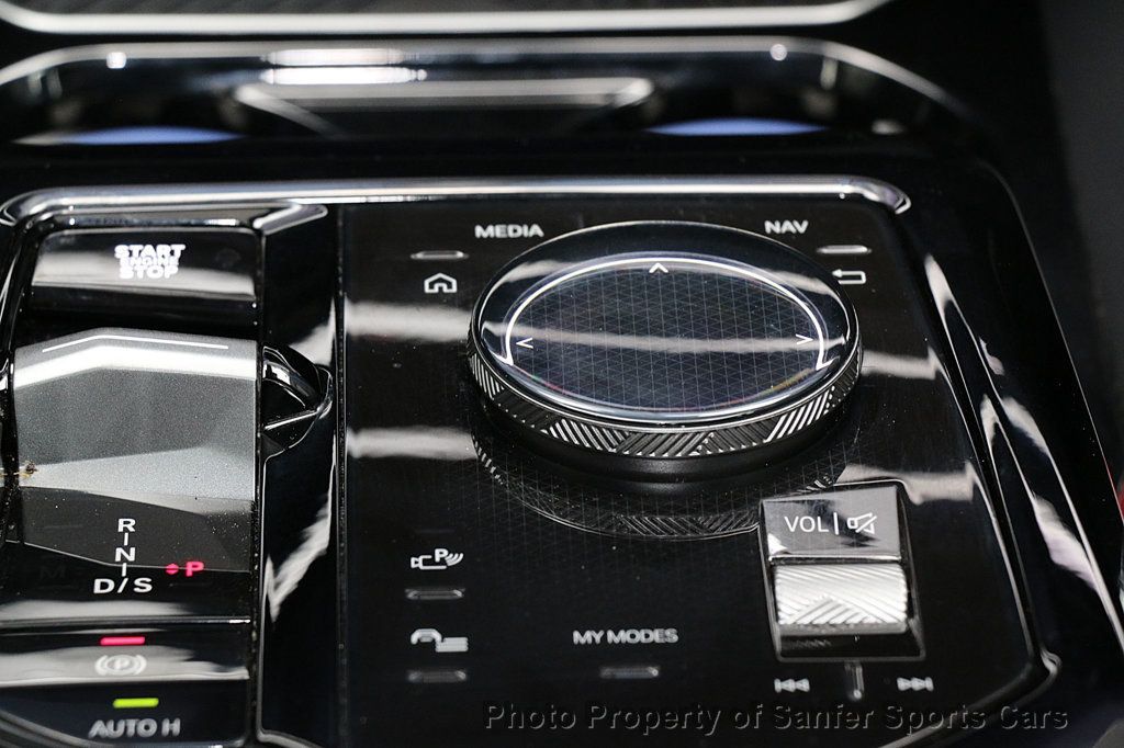 2025 BMW 5 Series 540i xDrive - 22998206 - 44