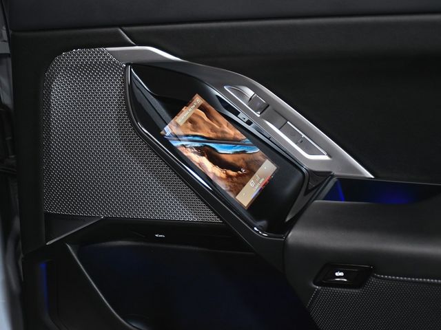 2025 BMW 7 Series 740i - 22910939 - 24