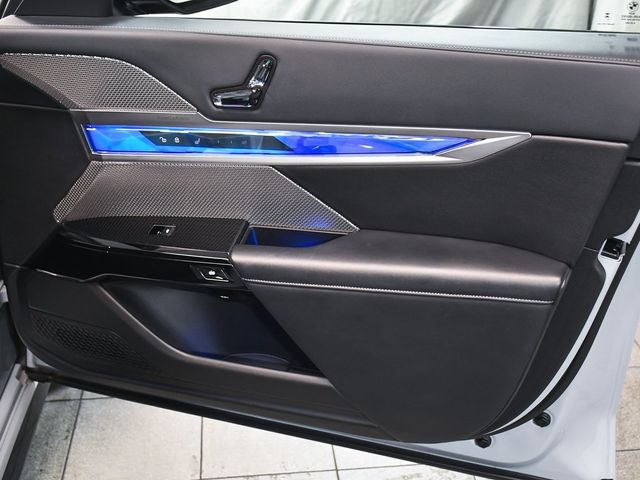 2025 BMW 7 Series 740i - 22910939 - 29