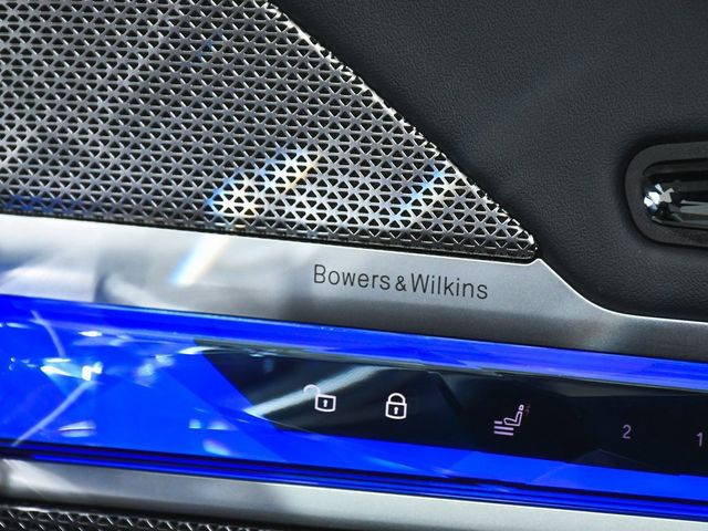 2025 BMW 7 Series 740i - 22910939 - 61