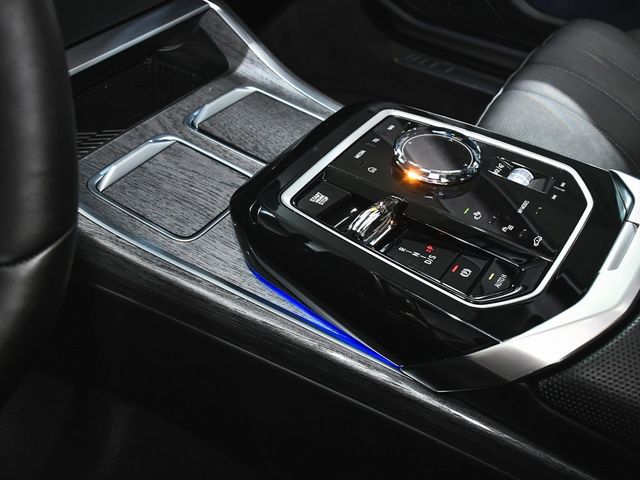 2025 BMW 7 Series 740i - 22910939 - 72