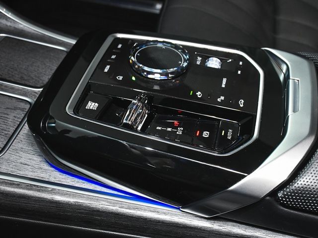 2025 BMW 7 Series 740i - 22910939 - 73