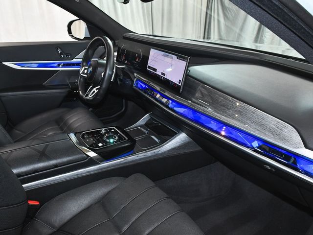 2025 BMW 7 Series 740i - 22910939 - 92