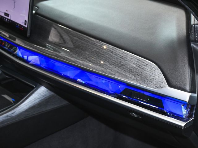 2025 BMW 7 Series 740i - 22910939 - 93