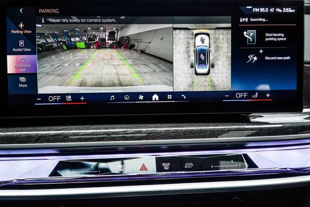 2025 BMW 7 Series 740i - 22996989 - 25