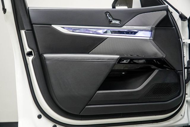 2025 BMW 7 Series 740i - 22996989 - 31
