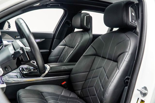 2025 BMW 7 Series 740i - 22996989 - 37