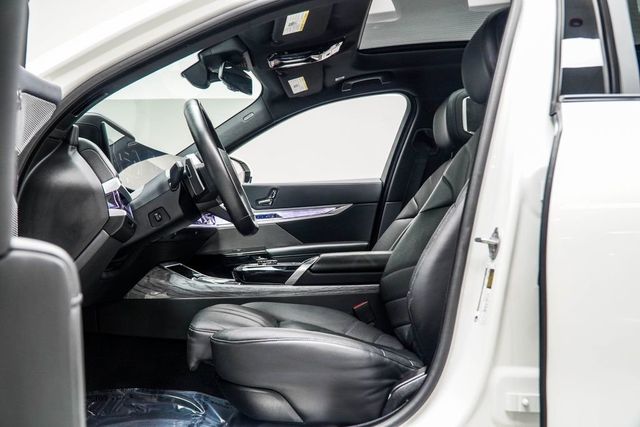 2025 BMW 7 Series 740i - 22996989 - 38