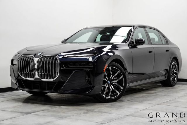 2025 BMW 7 Series 740i xDrive - 22990749 - 0