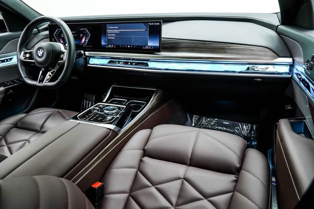 2025 BMW 7 Series 740i xDrive - 22990749 - 20